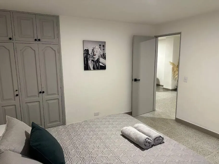 Apartamento nuevo Laureles-Estadio 900 mbps wifi barrio tranquilo cerca a la 70 Medellín