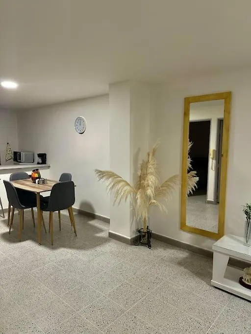 Apartamento Nuevo Laureles-Estadio 500 Mb Internet Medellin Colombia