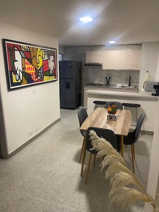 Apartamento Nuevo Laureles-Estadio 500 Mb Internet Medellin Apartment
