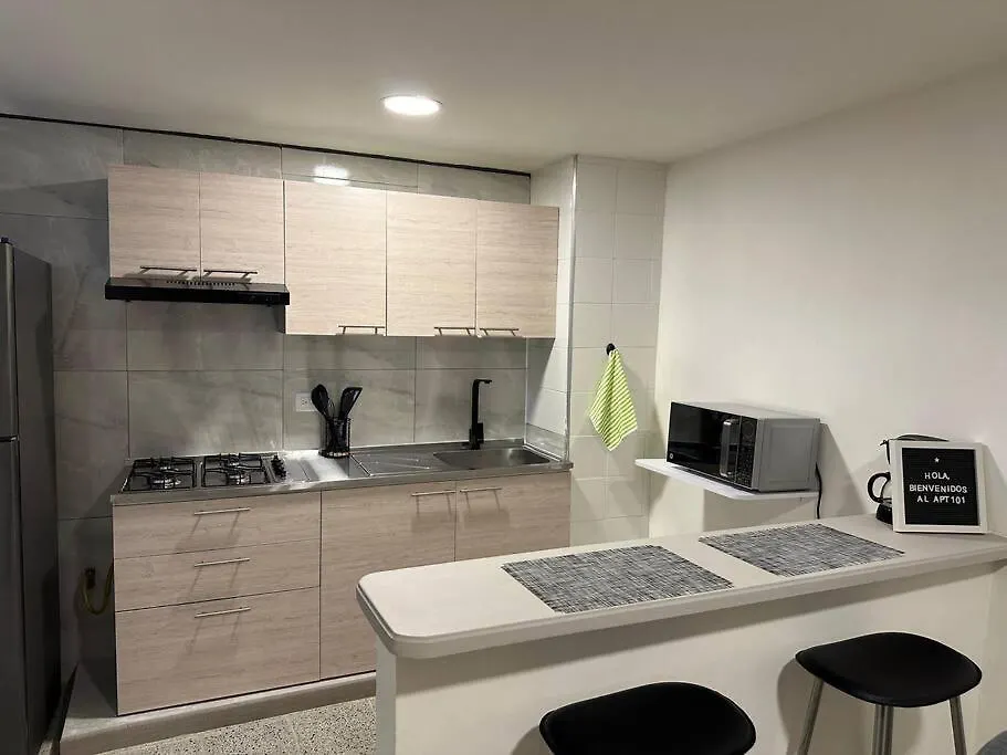 Apartamento nuevo Laureles-Estadio 900 mbps wifi barrio tranquilo cerca a la 70 Medellín 0*,  Colombia